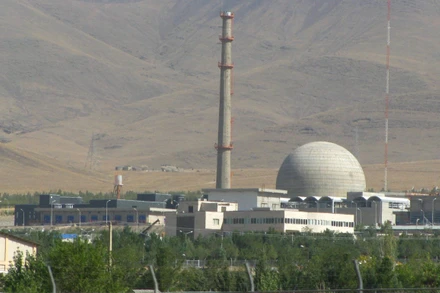 [Video] Israel không kích lò phản ứng Arak và hàng loạt bệ phóng tên lửa Iran