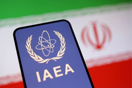 [Video] Iran đình chỉ mọi hợp tác hạt nhân với IAEA