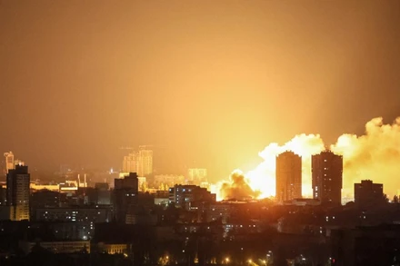 [Video] Ukraine hứng chịu tập kích lớn nhất từ Nga kể từ đầu xung đột