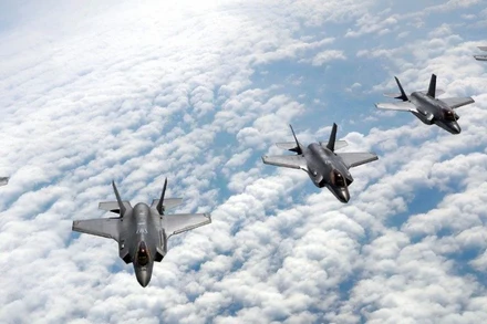 [Video] NATO triển khai phòng thủ sau vụ UAV bay vào không phận Ba Lan