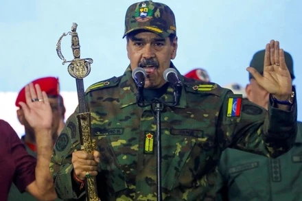 [Video] Tổng thống Venezuela thề “trung thành tuyệt đối” với nhân dân