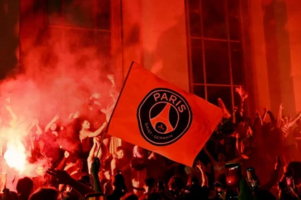 [Video] Pháp hỗn loạn vì PSG đăng quang Champions League, hơn 500 người bị bắt