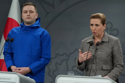 [Video] Greenland tuyên bố “chọn Đan Mạch, không chọn Mỹ"