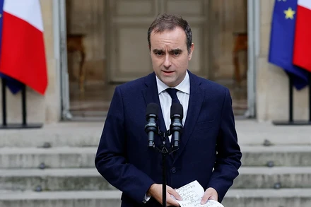 [Video] Vừa từ chức 4 ngày, ông Lecornu trở lại ghế Thủ tướng Pháp