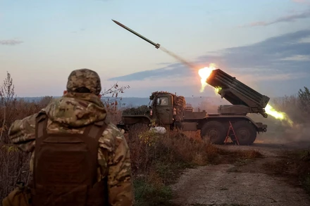 [Video] Nga công bố hình ảnh pháo phản lực Grad khai hỏa tại Kharkov