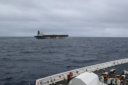 [Video] Nga cảnh báo leo thang quân sự sau vụ Mỹ bắt tàu dầu