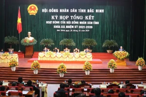 Toàn cảnh kỳ họp.