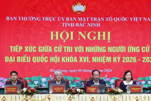 Đồng chí Đỗ Văn Chiến và các ứng cử viên Đại biểu Quốc hội khóa XVI, nhiệm kỳ 2026-2031 tại đơn vị bầu cử số 3, tỉnh Bắc Ninh.