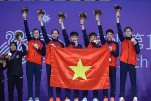 Đội tuyển cầu mây nữ Việt Nam giành huy chương vàng tại Asian Games 2023, tổ chức tại Indonesia (2023). Ảnh: TTXVN