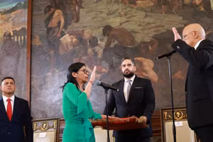 Tổng thống lâm thời Venezuela Delcy Rodriguez tuyên thệ nhậm chức (Ảnh: AA/TTXVN)