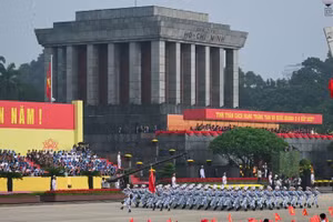 Quân y Việt Nam diễu binh, diễu hành nhân kỷ niệm 80 năm Cách mạng Tháng Tám và Quốc khánh 2/9/2025. (Ảnh: Cục Quân y)