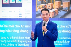 Tiến sĩ Yap Kwong Weng, Giám đốc điều hành (CEO) Việt Nam SuperPort TM. 