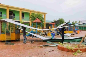 Sau bão số 5, toàn tỉnh Nghệ An có 83 điểm trường bị hư hỏng, thiệt hại gần 40 tỷ đồng.