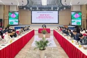 Quang cảnh buổi họp báo.