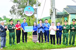 Khánh thành tuyến đường “Ánh sáng đường biên” và “Đường cờ Tổ quốc”.