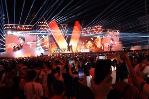 Chương trình nghệ thuật “Tổ quốc trong tim” có sức lan tỏa mạnh mẽ tới cộng đồng. Ảnh | MẠNH TRƯỜNG