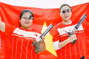 Trịnh Thu Vinh (phải) được kỳ vọng sẽ giành vàng tại kỳ ASIAD 20 sắp tới.