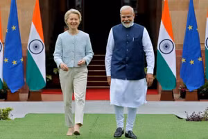 Chủ tịch Ủy ban châu Âu (EU) Von der Leyen và Thủ tướng Ấn Độ Narendra Modi.