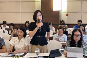Đại biểu tham gia Hội thảo đóng góp nhiều ý kiến tâm huyết, có chất lượng nhằm nâng cao hơn nữa hiệu quả công tác hòa giải ở cơ sở. 