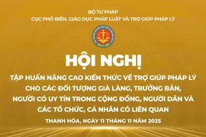Nâng cao kiến thức về trợ giúp pháp lý cho các già làng, trưởng bản, người có uy tín trong cộng đồng
