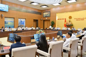 Quang cảnh phiên họp của Ủy ban Thường vụ Quốc hội sáng 14/4. (Ảnh: THỦY NGUYÊN)