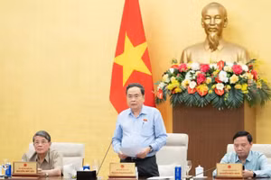 Chủ tịch Quốc hội Trần Thanh Mẫn phát biểu bế mạc phiên họp. (Ảnh: DUY LINH)