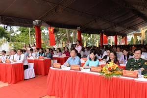 Đồng chí Nguyễn Trọng Nghĩa phát biểu tại buổi lễ.