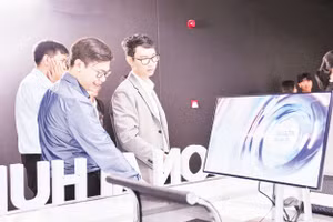 Đại học Quốc gia Thành phố Hồ Chí Minh và VNG Group ra mắt Saigon AI Hub - không gian nghiên cứu trí tuệ nhân tạo mở đầu tiên tại địa phương. Ảnh: SAIH