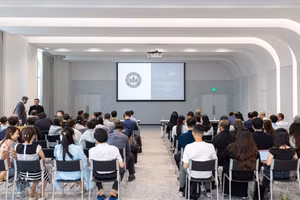 Sự kiện "LEED Success Story of Vietnam 2025" do GBCI tổ chức đã thu hút sự tham gia của nhiều chủ đầu tư, chuyên gia và sinh viên ngành kiến trúc.