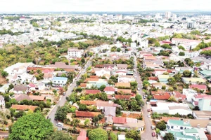 Buôn trong phố Ako Dhong (phường Buôn Ma Thuột, Đắk Lắk).