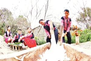 Hàng A Của đã hình thành mạng lưới du lịch cộng đồng mang đậm bản sắc H’Mông.