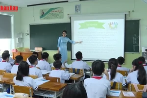 [Video] TP Hồ Chí Minh: Nhiều môn học vẫn thiếu giáo viên