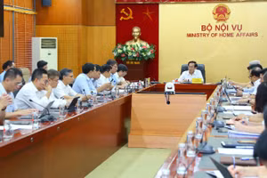Quang cảnh buổi họp tại Bộ Nội vụ. (Ảnh: Bộ Nội vụ)