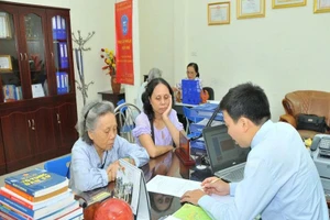 Người dân được giải thích, hướng dẫn về chính sách trợ giúp pháp lý của nhà nước (nguồn: Daibieunhandan.vn)