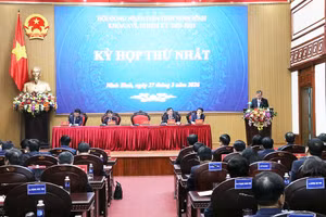 Quang cảnh kỳ họp.