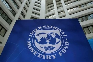 IMF đã điều chỉnh dự báo triển vọng kinh tế toàn cầu, nhưng vẫn tỏ ra khá dè dặt.