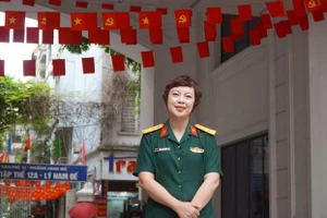 Đạo diễn, Nghệ sĩ Ưu tú Đặng Thái Huyền