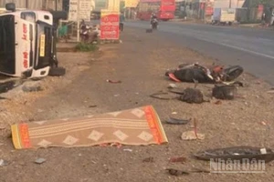 Hiện trường vụ tai nạn trên đường Hồ Chí Minh, đoạn qua xã Nhân Cơ, tỉnh Lâm Đồng khiến 3 người chết.