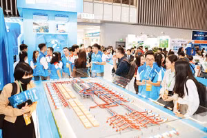 Logistics “khát” 350.000 nhân lực: Nhà trường đồng hành cùng doanh nghiệp.