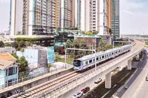 Tuyến Metro số 1 Bến Thành-Suối Tiên khai thác từ tháng 12/2024, công suất khai thác vượt thiết kế. (Ảnh THẾ ANH)
