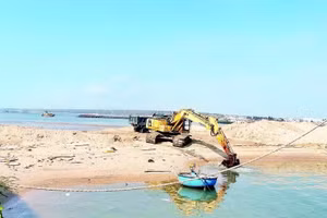 Khu vực cửa biển Cảng Phan Thiết bị bồi lấp.