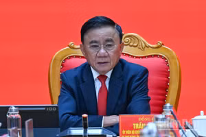 Đồng chí Trần Cẩm Tú, Ủy viên Bộ Chính trị, Thường trực Ban Bí thư. (Ảnh: DUY LINH)