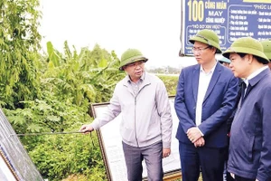 Lãnh đạo tỉnh Hưng Yên kiểm tra tiến độ giải phóng mặt bằng những dự án trọng điểm triển khai trên địa bàn xã Châu Ninh.