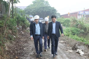 Ngay sau Tết Nguyên đán Bính Ngọ 2026, ngày 24/2/2026, Tổng Giám đốc EVNNPT Trương Hữu Thành đi đôn đốc công trường Dự án đường dây 500/220kV Nho Quan-Phủ Lý-Thường Tín. 