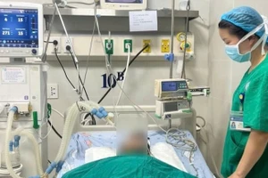 Tình trạng sức khỏe các bệnh nhân ngộ độc botulinum đang được theo dõi đặc biệt tại Bệnh viện Phụ sản-Nhi Đà Nẵng.