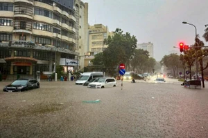 Hiện tượng thời tiết cực đoan buộc các đô thị phải thay đổi cách ứng phó, tăng khả năng chống chịu trước mỗi thảm họa. Ảnh THÀNH ĐẠT