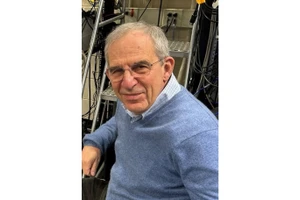 Michel H. Devoret, nhà vật lý được Viện Hàn lâm Khoa học Hoàng gia Thụy Điển.