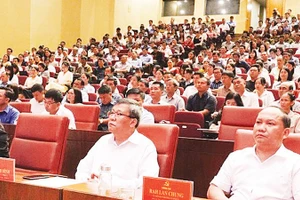 Lớp bồi dưỡng nghiệp vụ chuyên sâu về công tác kiểm tra, giám sát. (Ảnh NGUYỄN HÂN)