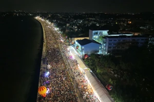 Sự kiện được tổ chức ở tuyến đường ven sông Đồng Nai thu hút hàng chục nghìn người tham gia.