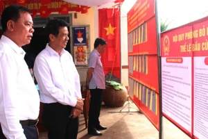 Phó Bí thư Tỉnh ủy, Phó Chủ tịch Thường trực Ủy ban Bầu cử tỉnh Võ Tấn Đức đề nghị các địa phương chuẩn bị tốt nhất cho cuộc bầu cử.